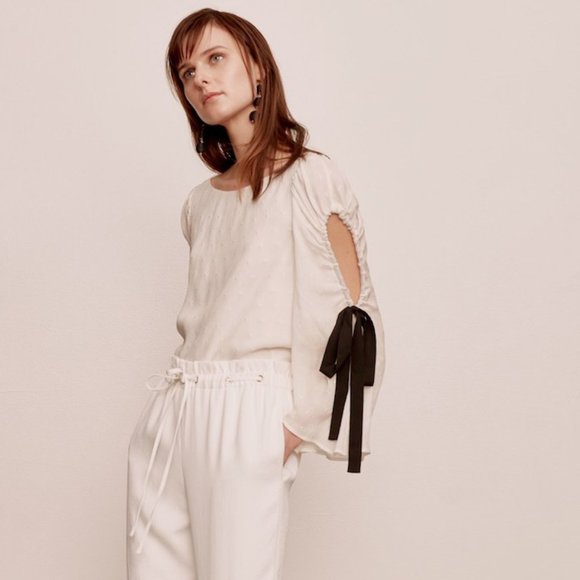 Club Monaco Priyalla Top Long Sleeve Cream Blouse - Picture 1 of 5